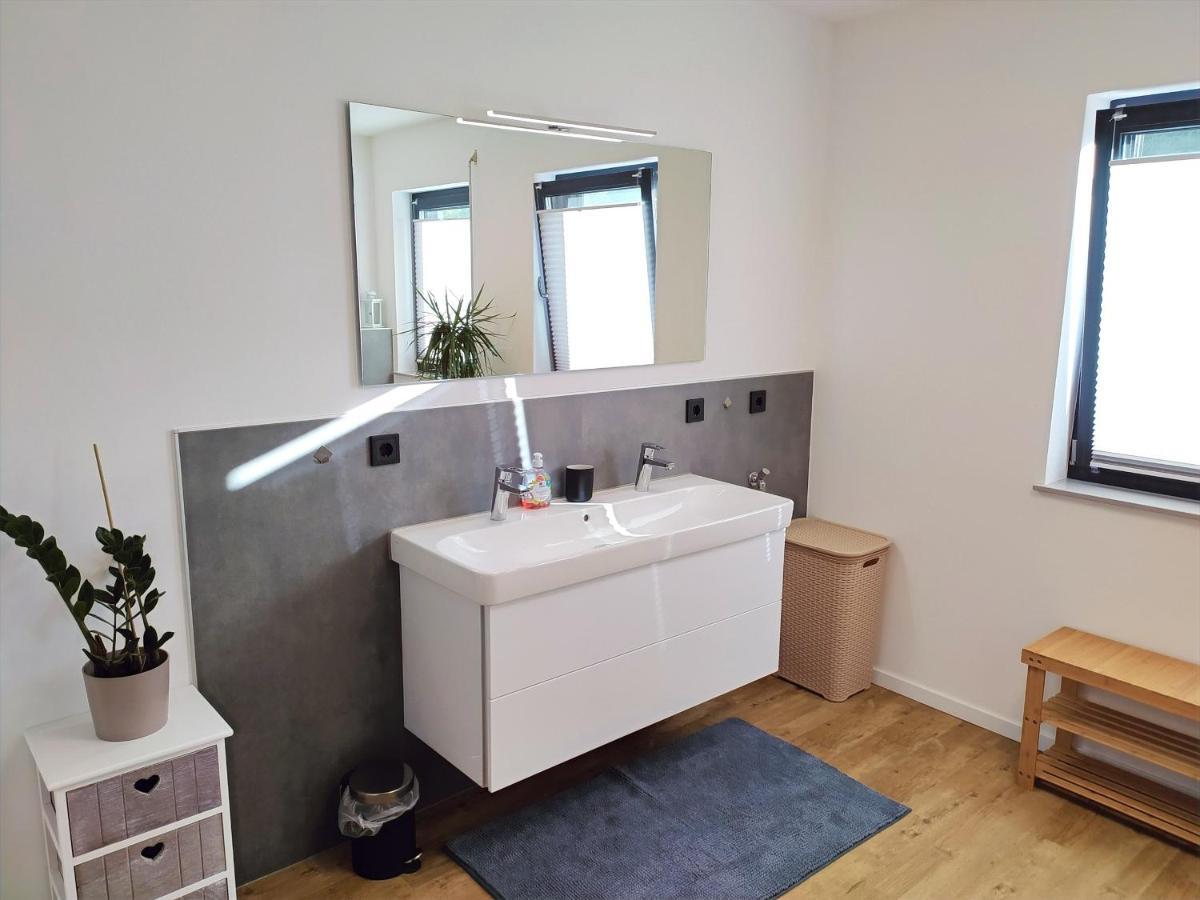 Fewo Wildflecken - Ferienwohnung Rhoen Neubau 2021 Εξωτερικό φωτογραφία